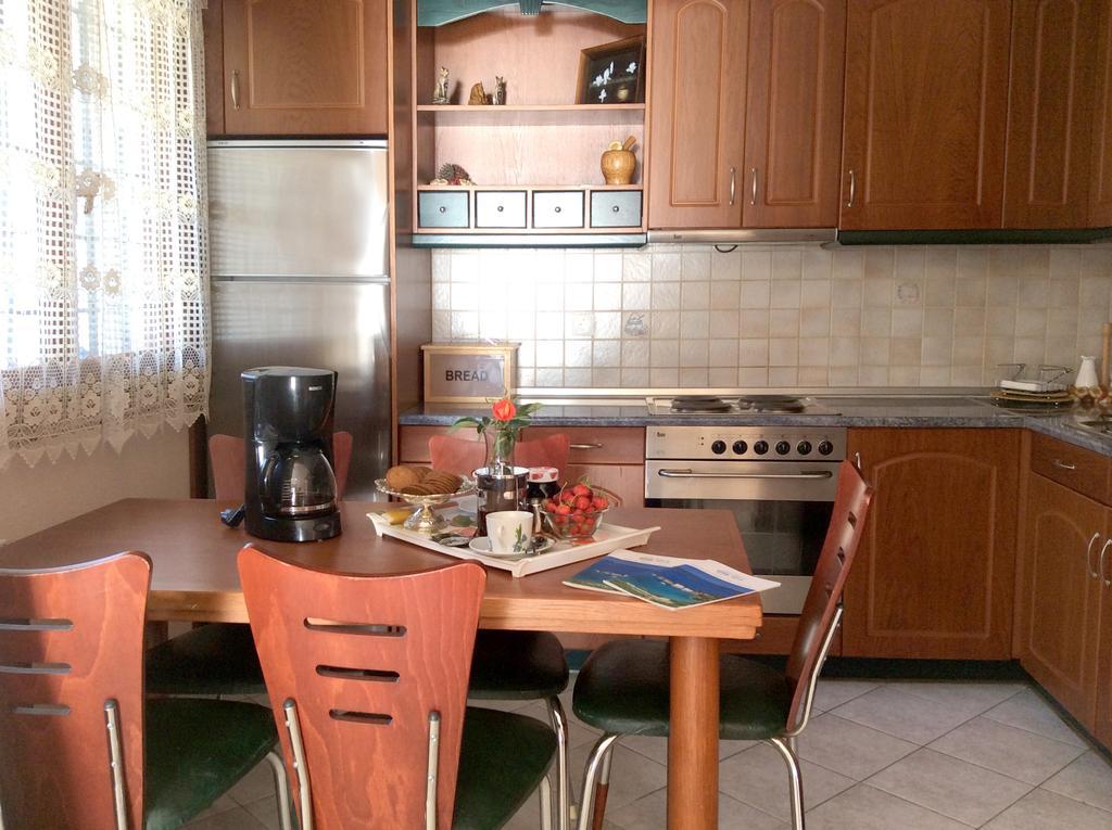 Naiada Apartments Milina Rum bild